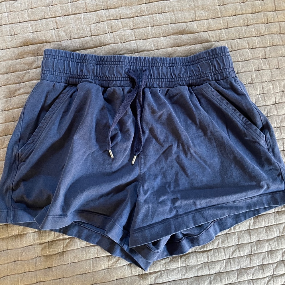 Calia by Carrie shorts medium